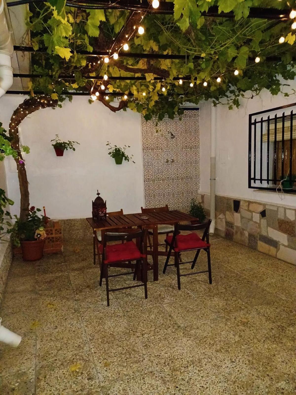 Waou La Casa De Abuelos, Titulcia-parquewarner * Titulcia